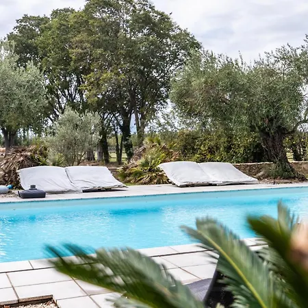 Dom wakacyjny Du Castell De Bles *